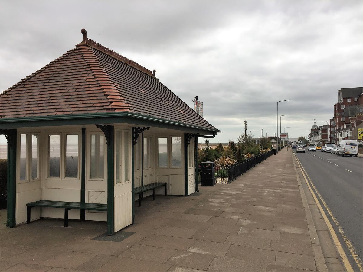 Lovely Sea Front House In On Beachfront Sleeps Up-to 6 * Cleethorpes